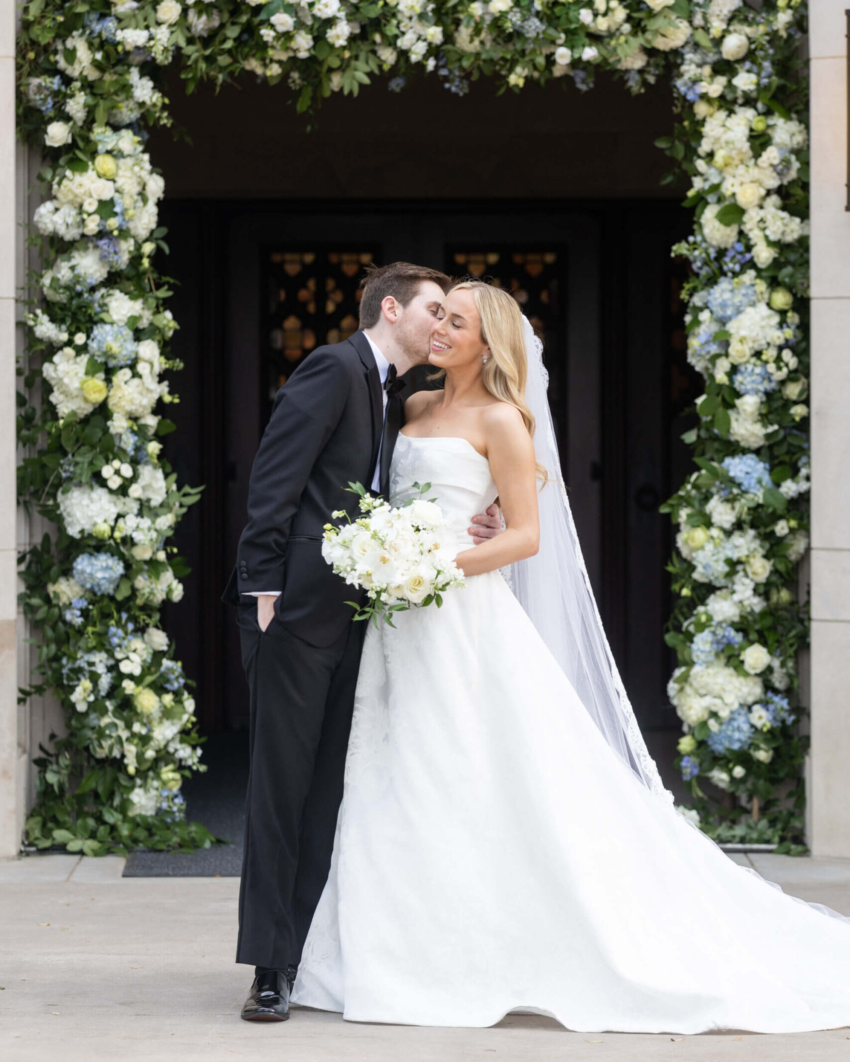 ELIZABETH HUBBARD + ROBERT MEADOR WEDDING