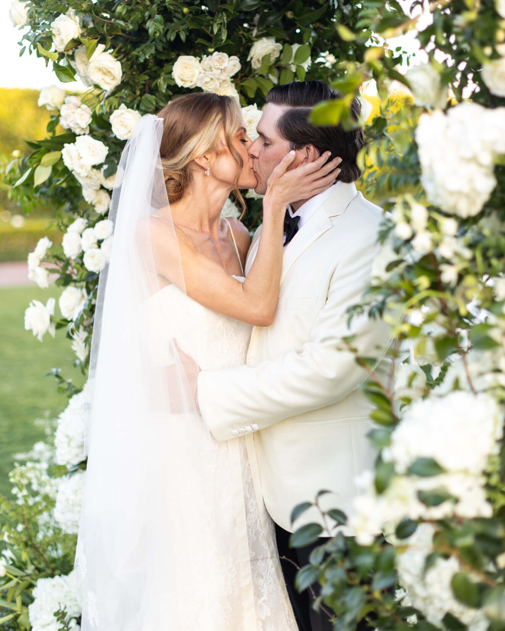 MORGAN BALLENGEE + MARK JUNGMANN WEDDING