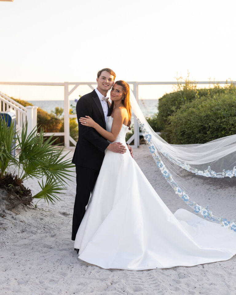 ALLISON ALBERT + WILL VONESCHENBACH WEDDING